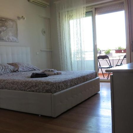 Luna Rossa Rooms Cagliari Esterno foto