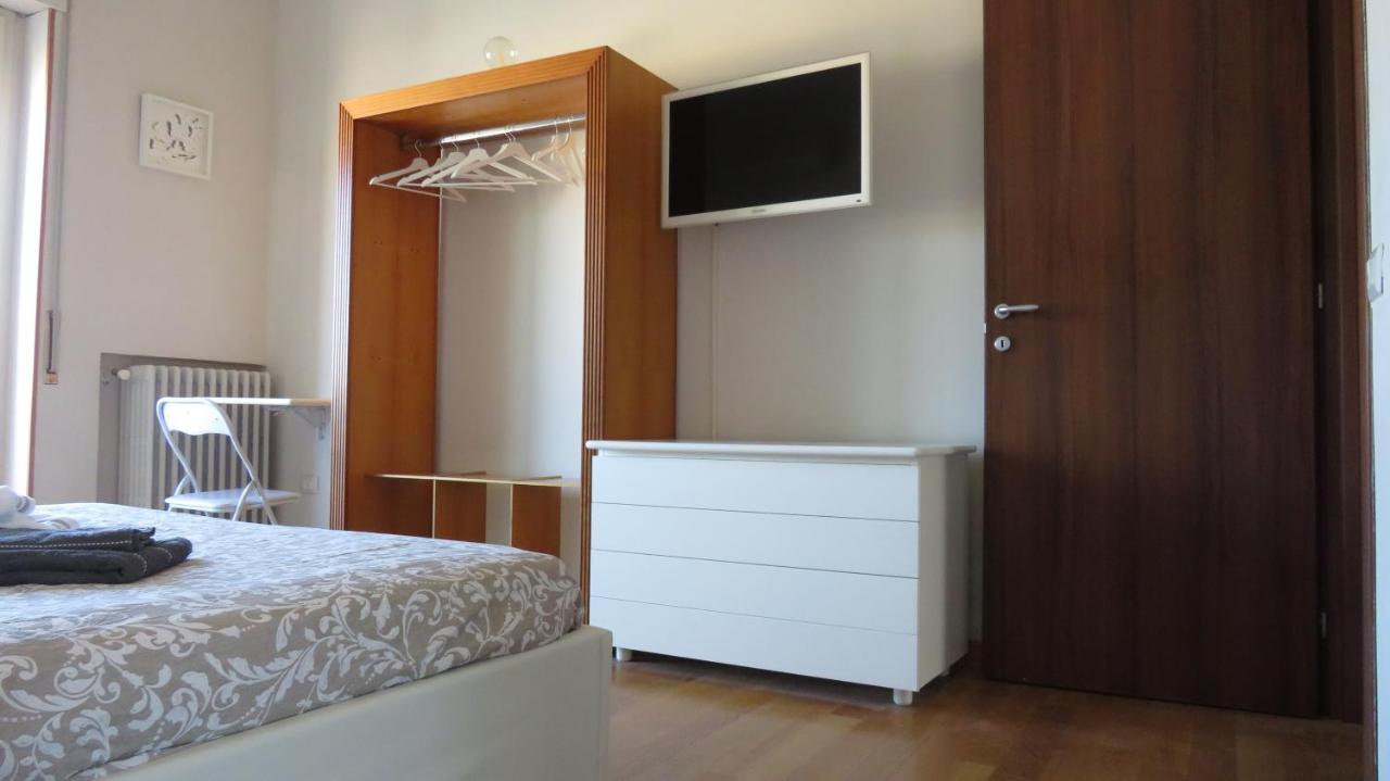 Luna Rossa Rooms Cagliari Esterno foto